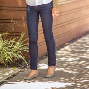 TIEKS BY GAVRIELI TAN TAUPE LEATHER SLIP-ON BALLET FLATS  EUC SIZE 7